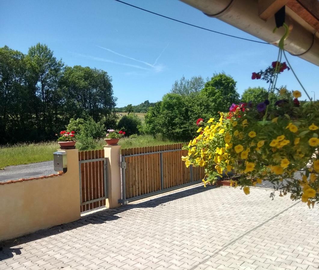 Guest House Samson Vahanec Экстерьер фото